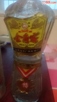 國營八十年代老白酒瓶與白酒零售的懷舊情懷